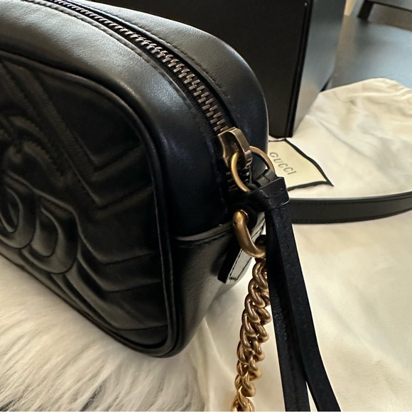 Gucci Marmont Mini Camera Crossbody - Picture 10 of 16